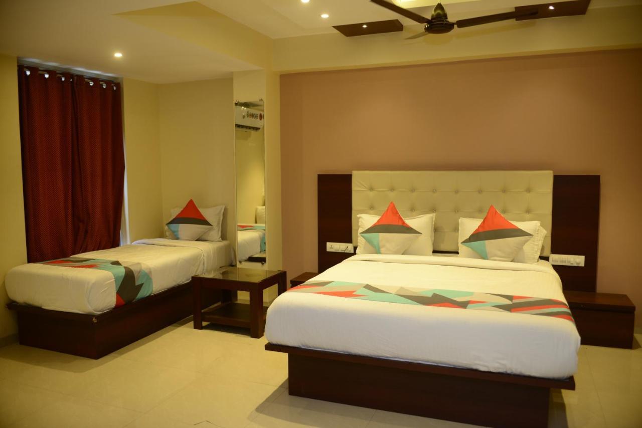 Hotel Malad Inn Opposite Malad Railway Station Mumbai Dış mekan fotoğraf