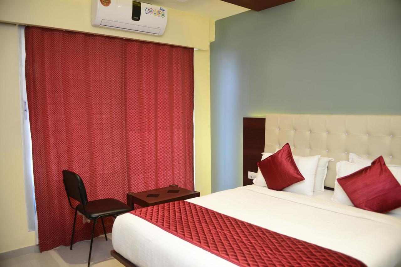 Hotel Malad Inn Opposite Malad Railway Station Mumbai Dış mekan fotoğraf