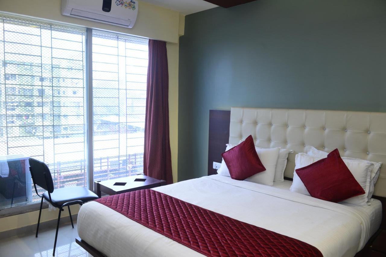 Hotel Malad Inn Opposite Malad Railway Station Mumbai Dış mekan fotoğraf